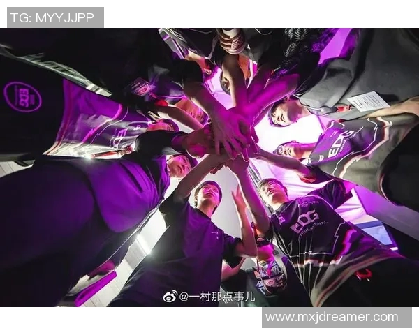 EDG在世界冠军杯中的灵活战术解析与表现评估